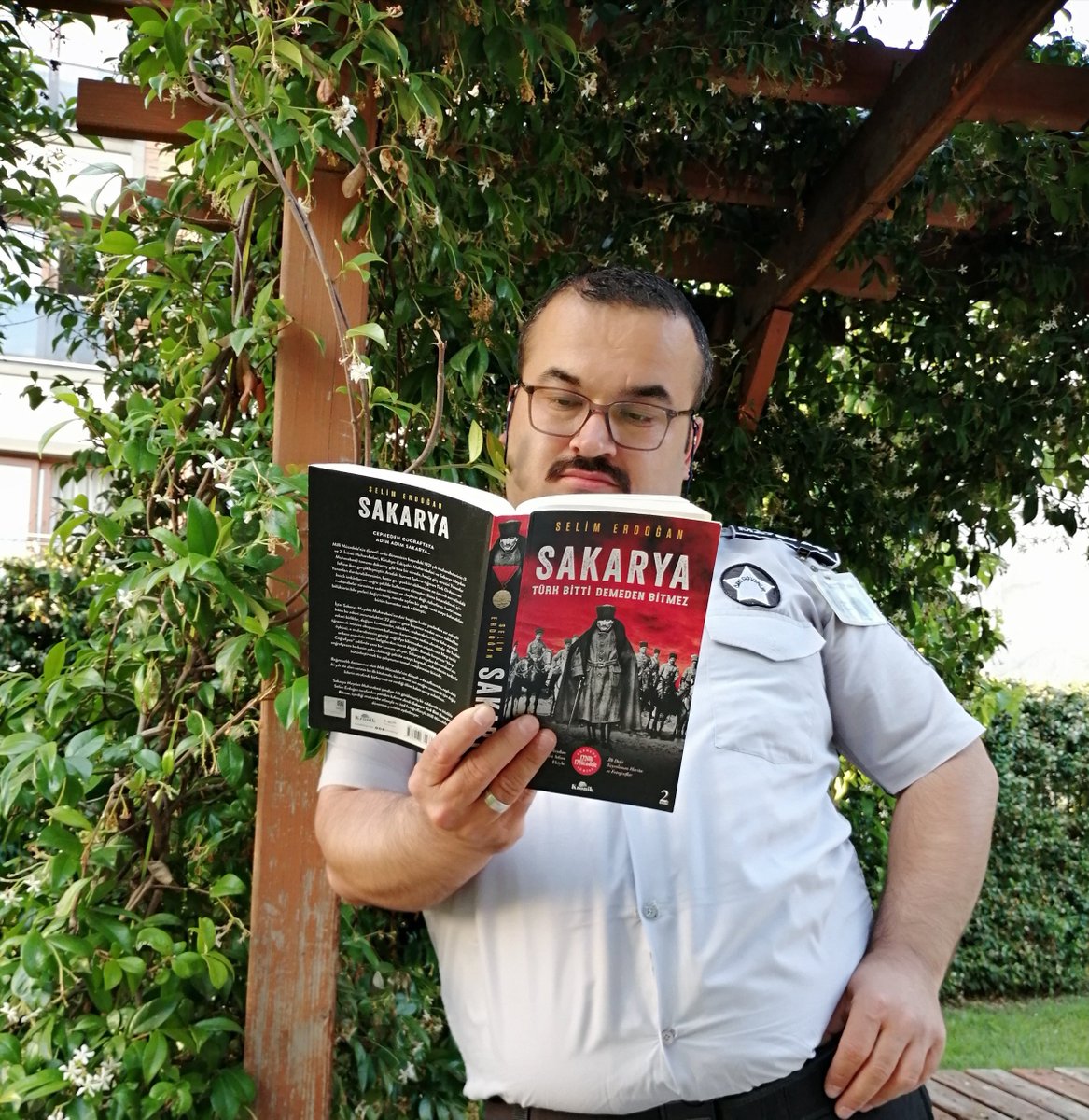mehmetaliyalnk1's tweet photo. TÜRK OLMAK ZORDUR DÜNYA İLE
SAVAŞIRSIN
TÜRK OLMAMAK DAHA ZORDUR ÇÜNKÜ
TÜRK İLE SAVAŞIRSIN
Hocam Harika bir eser yüreğinize sağlık
#TÜRK #BİTTi #DEMEDEN #BİTMEZ
@SakaryaSavasi https://t.co/HQTbgqPF35