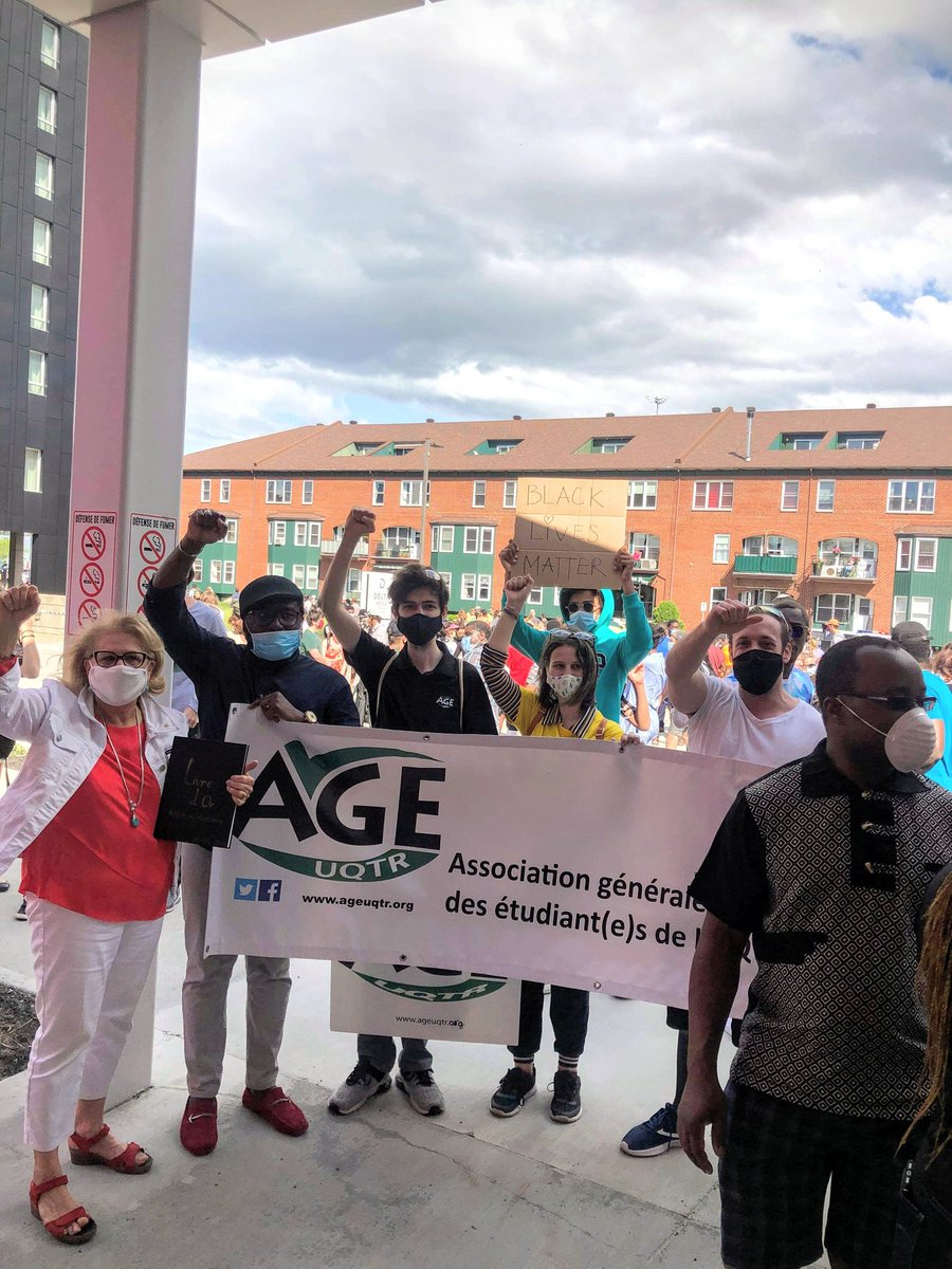 AGEUQTR's tweet photo. Nous étions présents à « La Marche avec les Amazones pour dire STOP au RACISME » organisée par le Regroupement des Amazones d'Afrique et du Monde.

La marche se terminait auprès de Louise Charbonneau (@CharbonneauLou5), députée de la circonscription de Trois-Rivières au fédéral. https://t.co/TKRNWvFJpg