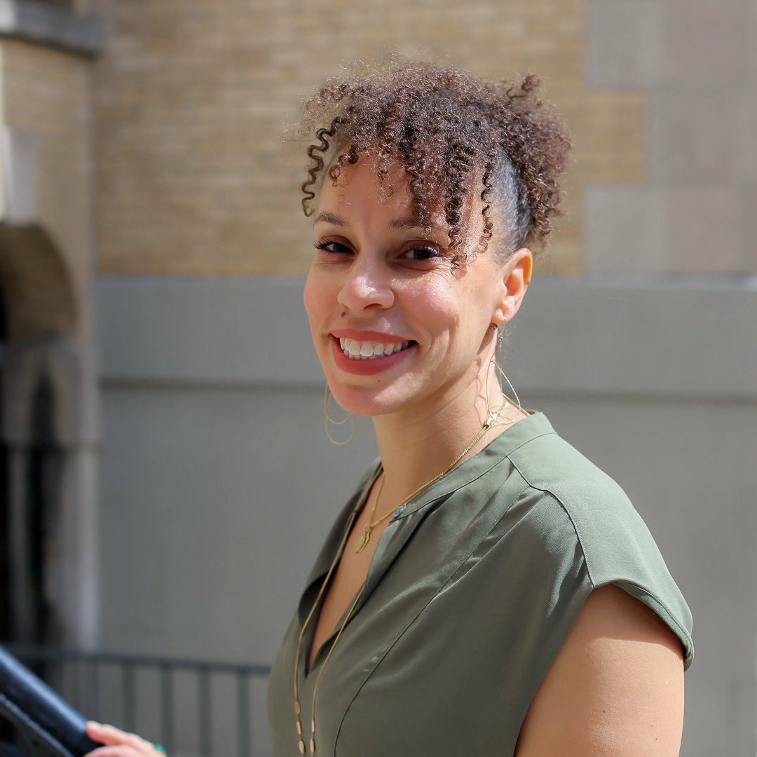 OneMindOrg's tweet photo. #BrainHealthHero: Dr.Tia Dole, Chief Clinical Operations Officer of @TrevorProject, the world’s largest org for suicide prevention for #LGBTQ youth. Her passion for normalizing mental health in diverse groups is an inspiring, driving force in the brain health community. https://t.co/kTlkdtESW6