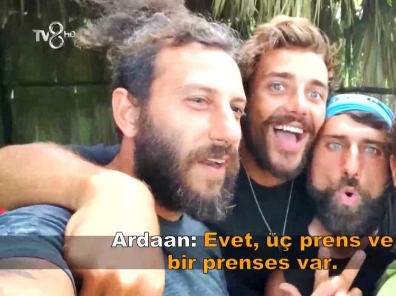 samimiyet akıyor

DildeGönülde ŞampiyonYasin