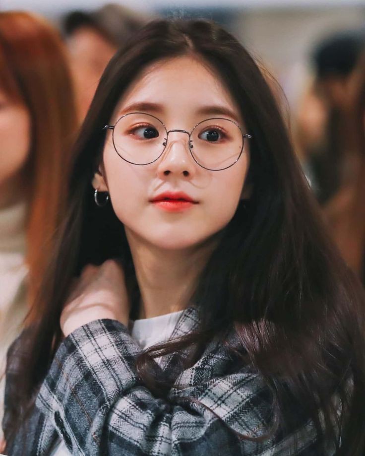 aletazra's tweet photo. Hai, gw alleta ^_^
Masih newbie nih, kuy tmenan
.
.
Mutualan? Rt/like
Fambest? Dm
.
.
#Mutualankuy #roleplayerkpop #roleplayer #mutualan #roleplayerindonesia #rpkpop #rpindonesia https://t.co/wUEtsNNqr0
