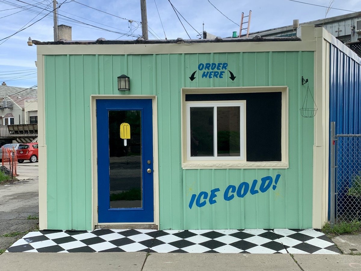 onmilwaukee's tweet photo. Happy news! @PetesPops is opening a new walk-up shop in Bay View #InThisTogetherMKE https://t.co/I5Q7TXorpm https://t.co/d0TUBabVB9