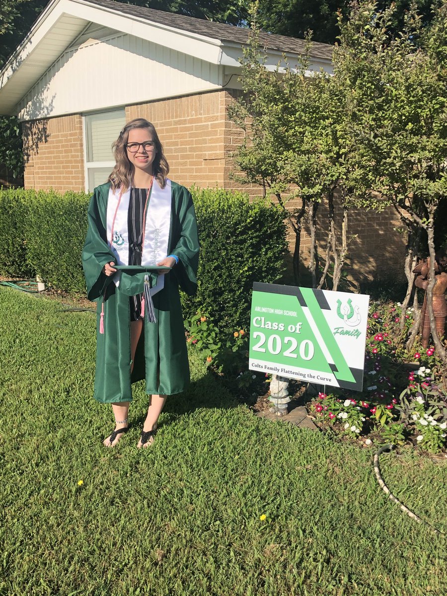 Cooper_rifleman's tweet photo. Amazing weekend watching my daughter graduate! Off to ACU in August. So proud!! https://t.co/lVYVoTRbHg