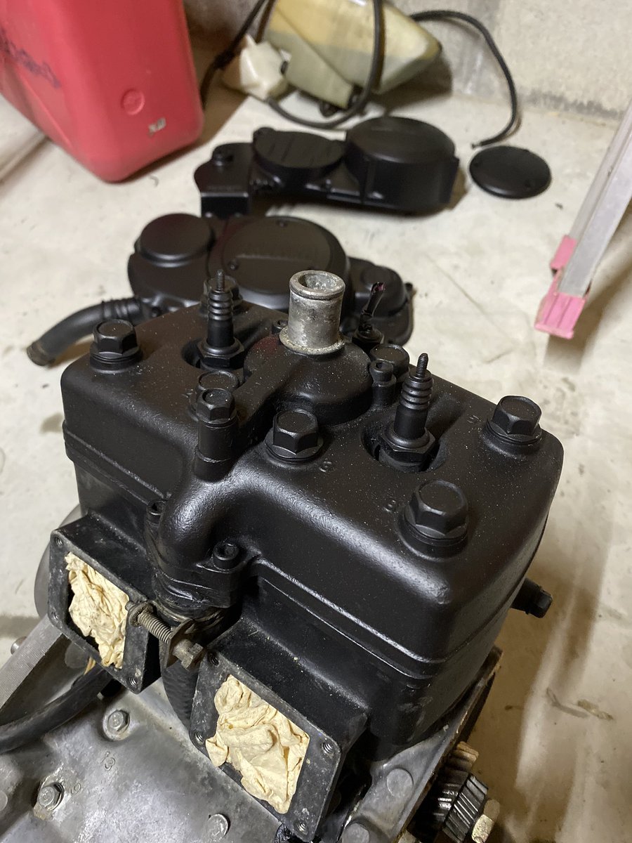 4L3_4U0_NC07_YF's tweet photo. もう出来たも同然。早かったら今週末だな。
#RZ
#RZ250
#4L3
#4L0
#フルレストア
#完全再生
#あ〜るず
#あ〜るず讃岐支部
#あ〜るず香川支部
#全国RZ愛好会 https://t.co/nZIDdCAG2Z