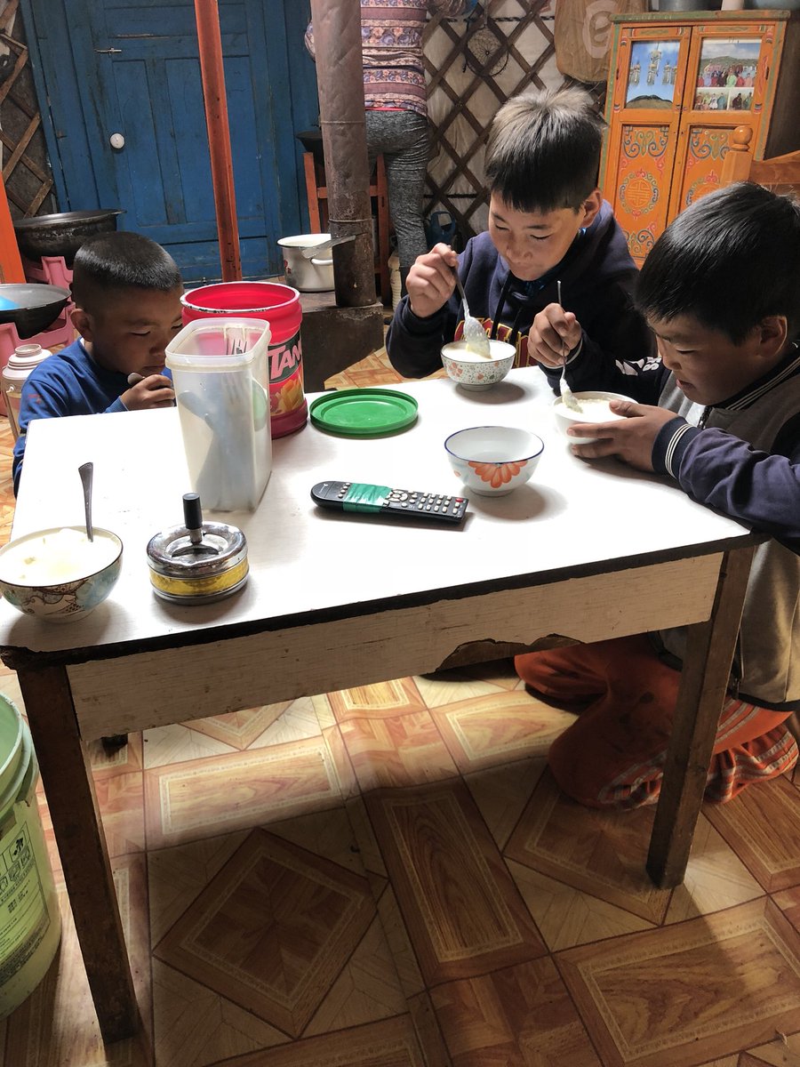 Орой тарагаа ууцгаана шүү дээ.