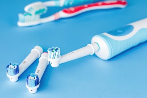 barretodds's tweet photo. Electric #toothbrushes are very effective in cleaning your #smile because they’re similar to our professional tools! Consider using an electric toothbrush to get your dream smile! https://t.co/SLAwpES1Cp