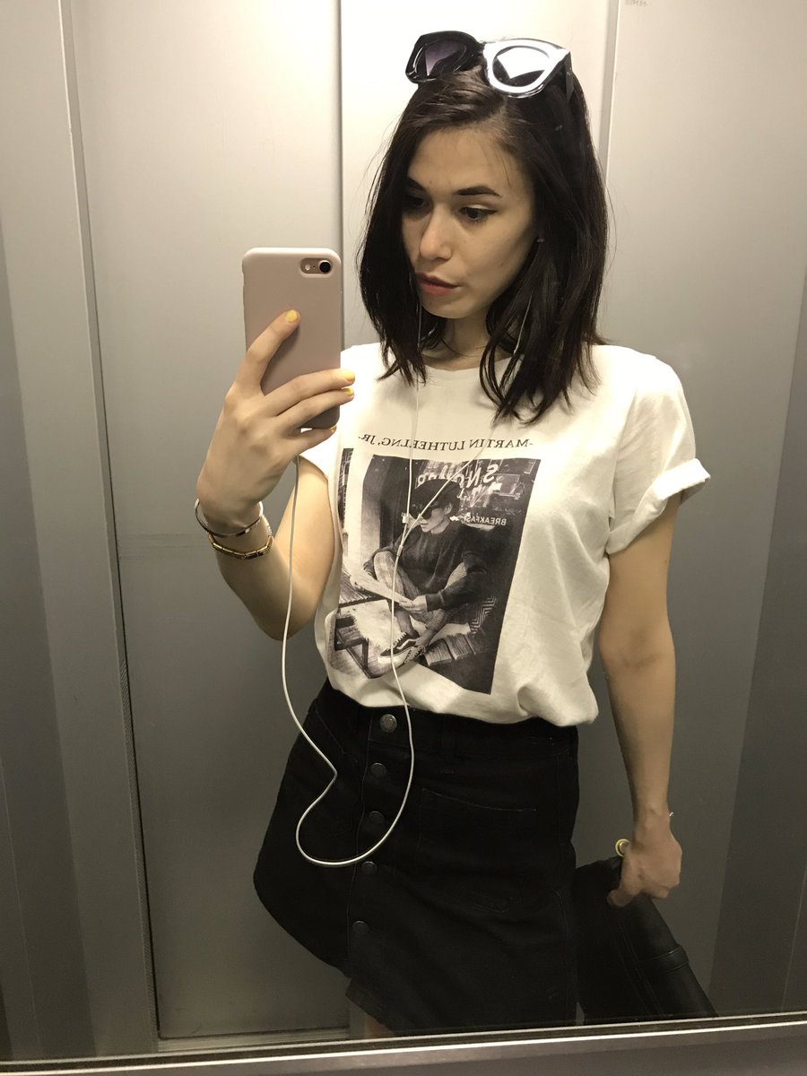Девчонки, бежим за пивом?!