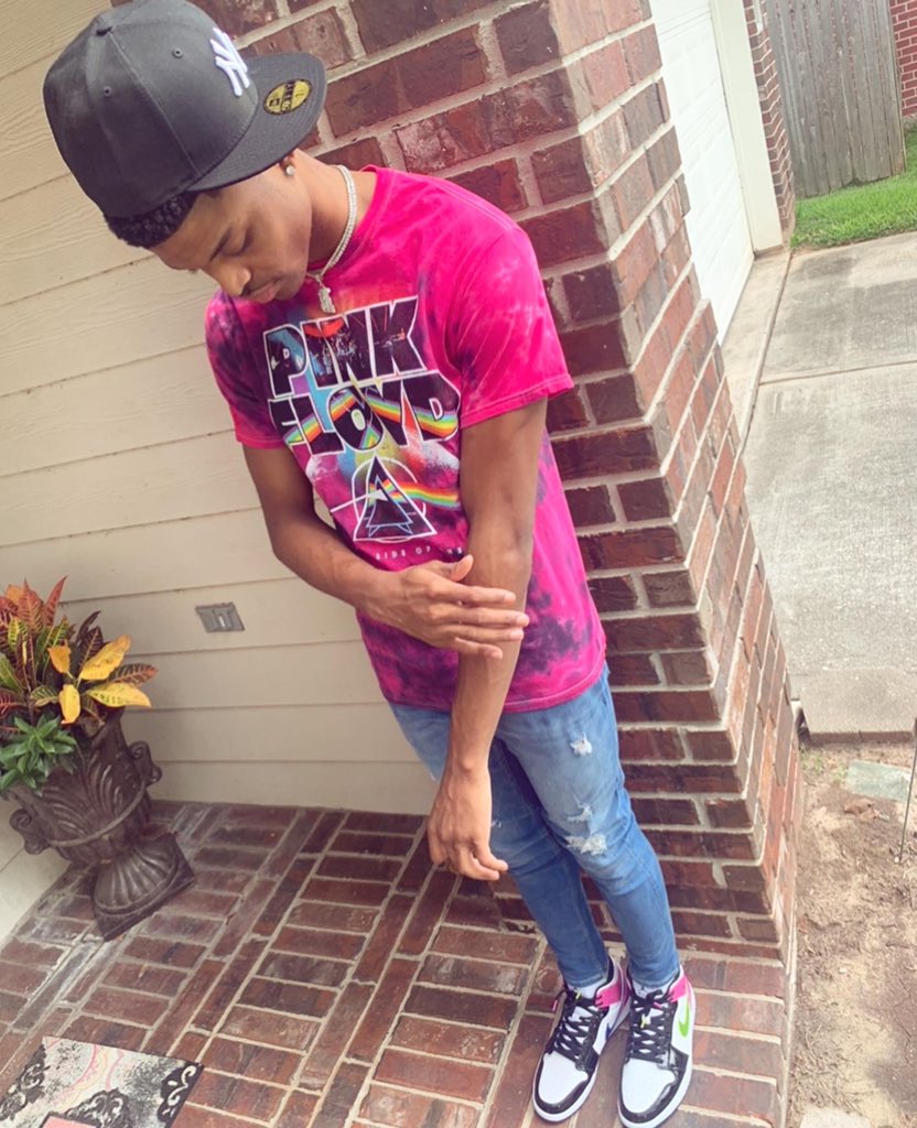 30wayjay's tweet photo. she thought i was gone let up on haaa, nah lil baby yk I’m lit 💕...... #BeenLit https://t.co/ooWop02iYf