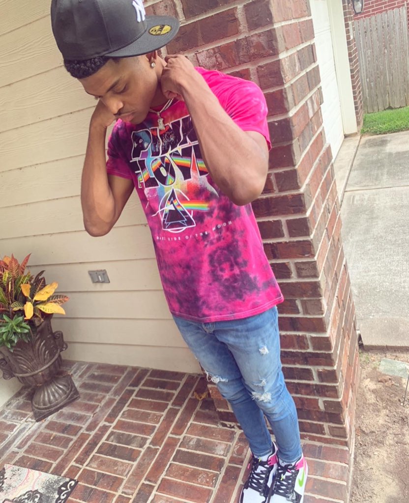 30wayjay's tweet photo. she thought i was gone let up on haaa, nah lil baby yk I’m lit 💕...... #BeenLit https://t.co/ooWop02iYf