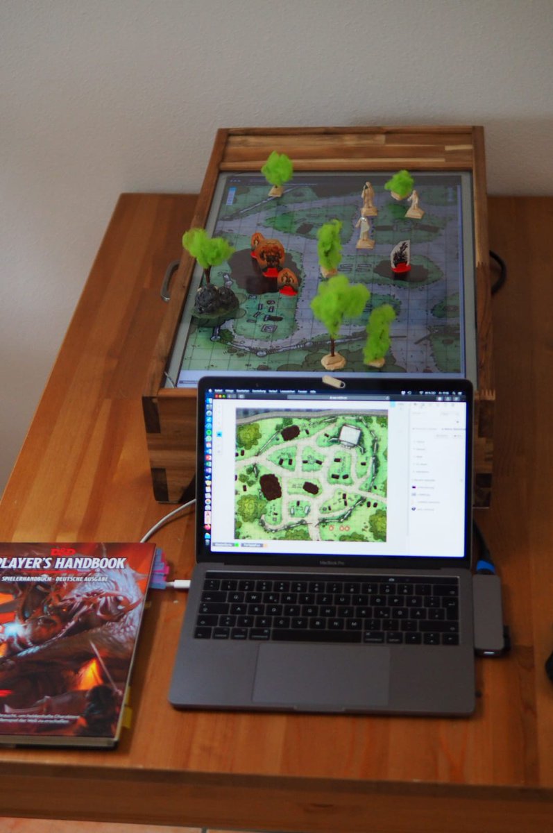ElthrinM's tweet image. die erster Session mit dem brandneuen #digitaltable war erfolgreich und ein riesen spaß 😃 
#dnd #dnd5e #dungeonsanddragons #interactive #pnpDE #rpg #roll20 #diy #handcrafted