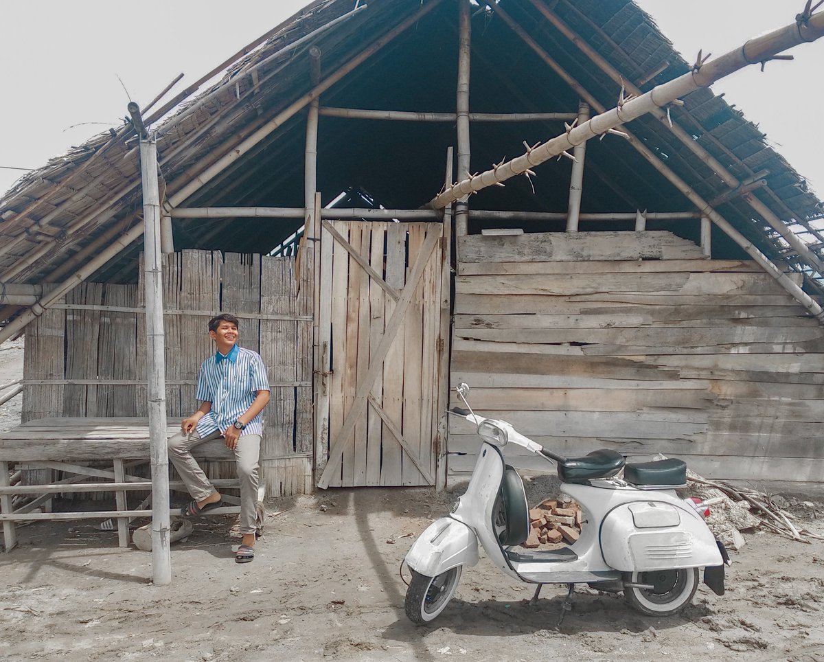 fier04_'s tweet photo. Kenapa harus VESPA...?
Karena kalo rusak itu diperbaiki
Bukan diganti .. bego
#msafrr._ #AkuKgn https://t.co/bSBTGDTGCX