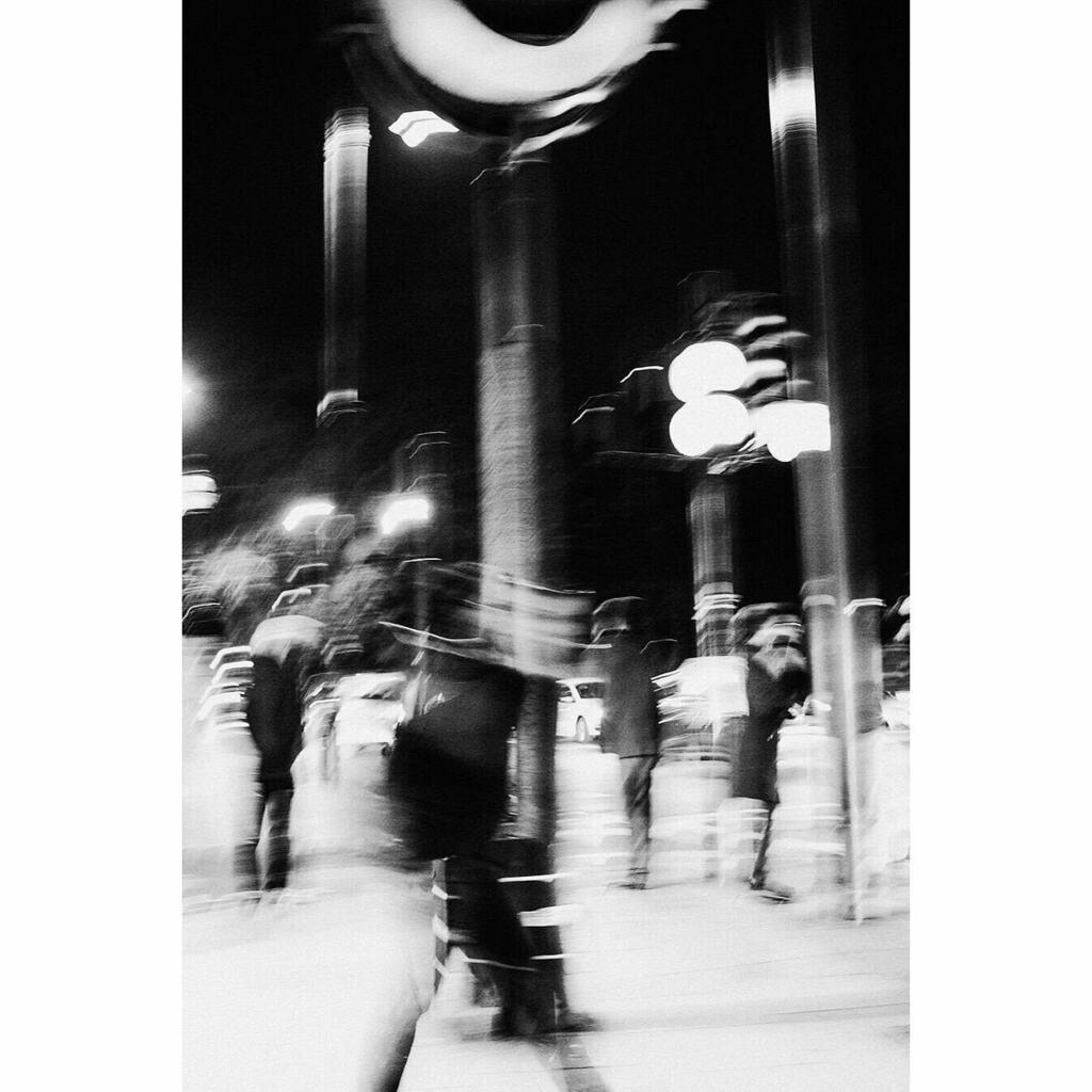 keisot_'s tweet photo. Today. We escape. .
.
#darkroom_daydream #londonphotographer #streetpixelz #bnwsouls #bnwlegit #bnw_greatshots #contemporaryphotography #abstractphotoart #cameramovement #icmphoto #capturestreets #streetphotographers #blurwillsavetheworld #bnwmood #darkp… https://t.co/vpzxrfKm4i https://t.co/fGDlTUOfCt
