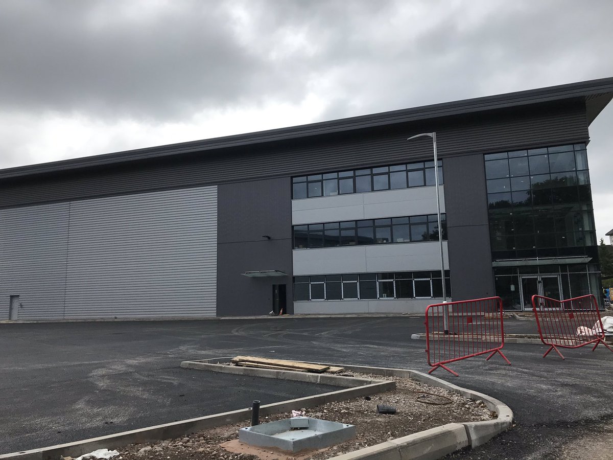 GRJContracting's tweet photo. Today’s visit was to see @AHConstruct’s Plot 6500 site at Birmingham Business Park. Both units are looking great as handover beckons over the next period. @FirethermLtd #passivefireprotection #grjcontracting https://t.co/ZZeecXrrTi