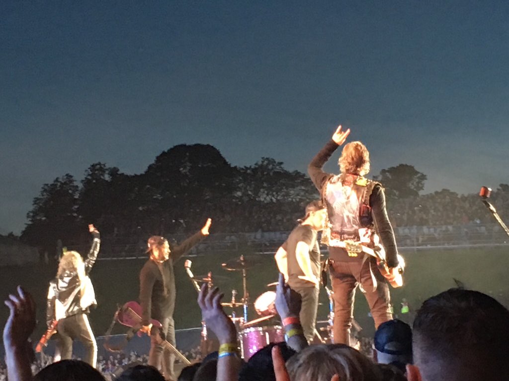 MickyCollinsJnr's tweet photo. A year ago today! #Metallica #slane2019 https://t.co/ygt4HJiEEP