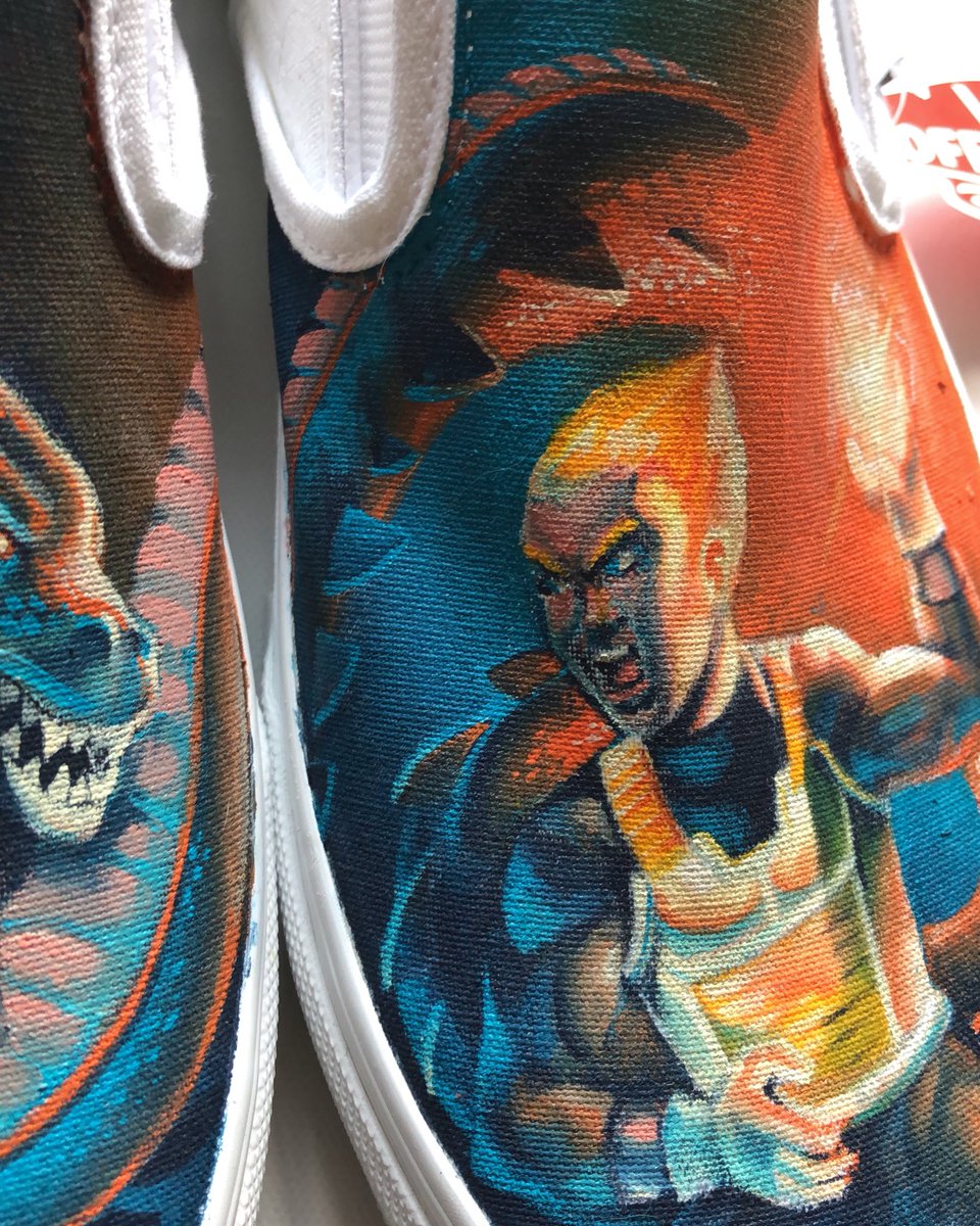 thatshxtdead's tweet photo. #ThatShitDead Custom Dragonball Z Vans. Hand-Painted by me. Painted w/ @AngelusDirect https://t.co/pwGomEy798