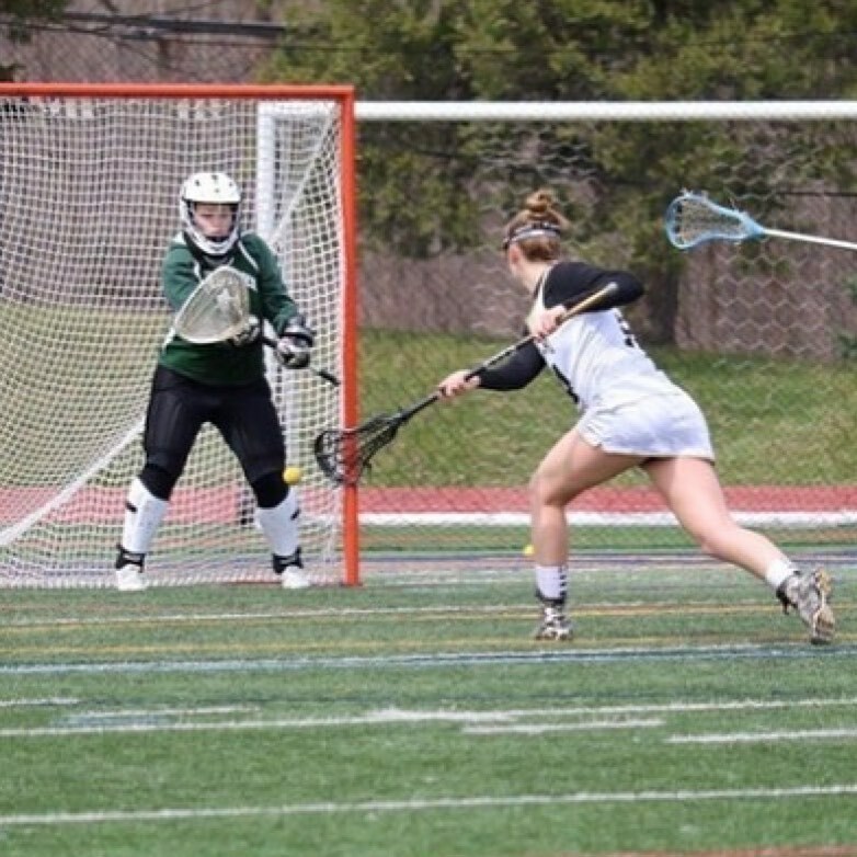 #Repost <a href="/ou_womens_lax/">Oakland Women's Lax</a>
・・・
SENIOR SPOTLIGHT!!⁣
First up...⁣
⁣
 Emily Galli! Aka Galli or Dr. Galli!⁣
⁣
Galli played with us for two years and held it down for us on the circle and attack! Before OU, she went and played at Walled Lake Northern bef… instagr.am/p/CBLp5f1hgDV/