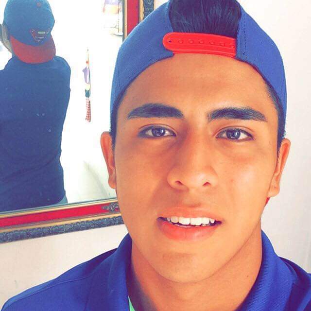 Carma2Del's tweet photo. 🔥🔥🔥🔥🔥🔥🔥🔥🔥
Este chico está bastante guapo
Deportista
#Tuxtlahot
#HeteroEngañado
#heteroflexible
Te va a encantar el contenido que tenemos de el https://t.co/PwuD38dKiA