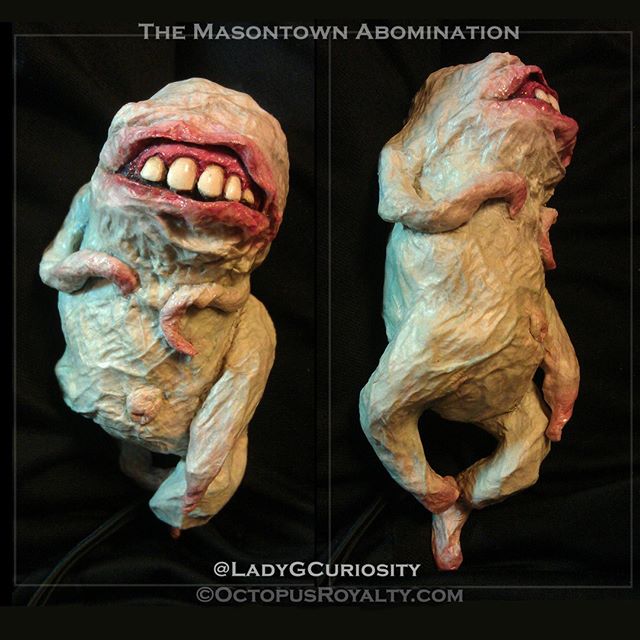 LadyGCuriosity's tweet photo. The Masontown Abomination
Not a lot is known about this specimen, only that it was found washed up on the bank of the Monongahela River, and brought back to Masontown, WV. The supersitious locals buried the seemingly dead…

📸 https://t.co/77dzIZH4Zx via https://t.co/MpYc1ZWFhj https://t.co/veTU9co6mG