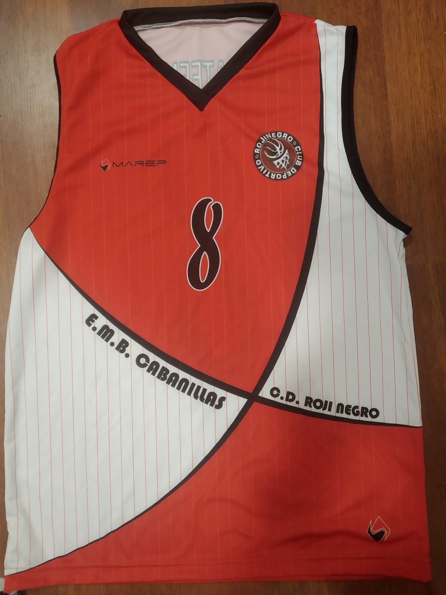 ClubRojiNegro's tweet photo. Sorteo camiseta oficial del Club. No lo dejes pasar, participa!! ❤️🖤 #QuedateEnCasa #KobeBryant https://t.co/SwiC0yUUvw