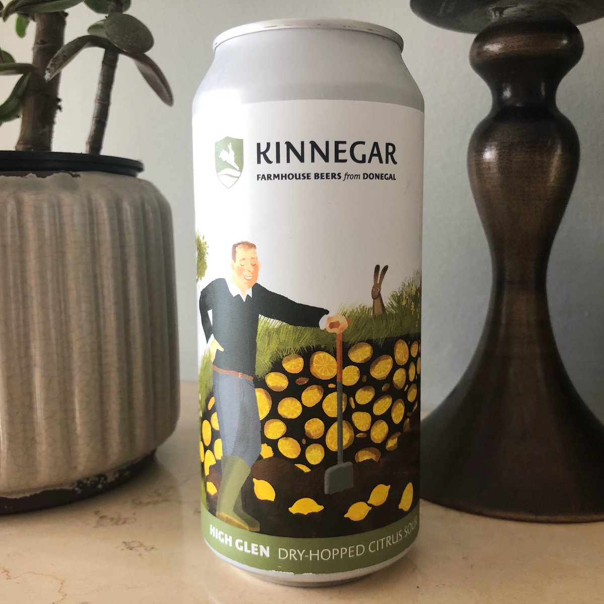 JulieWard_'s tweet photo. Love this. High Glen dry hopped citrus sour @KinnegarBrewing 🐇 
#kinnegar #farmhousebeers #donegal #followthehops #highglen #sour https://t.co/nEyyOC5BXv https://t.co/C4KRH1okWk