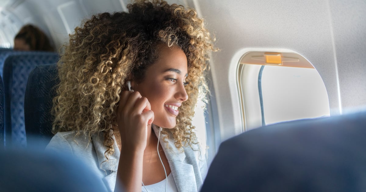 RyantClark81's tweet photo. Make sure you bring all the right supplies for a long flight. #travel #vacation  https://t.co/Wyx1NfpntX https://t.co/IwPSiNeXdy
