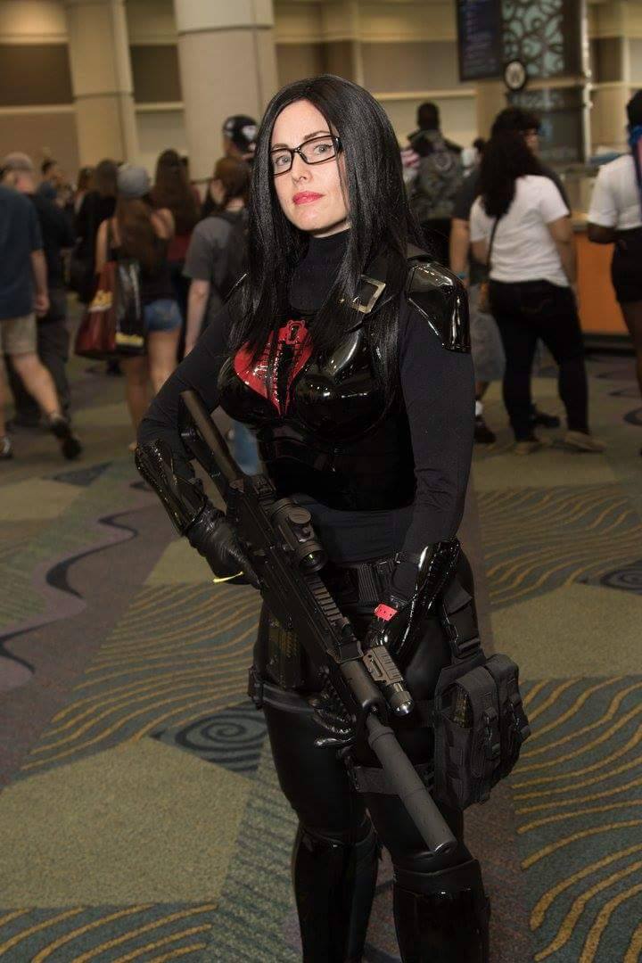 TheFinestCC's tweet photo. Why yes... today IS Baroness Monday! A Finest tradition!!
Featuring Nikki G. of our Florida garrison, Task Force 27!!!
#thefinestcc #gijoe #cobra #baronessmonday #baroness #taskforce27 #yojoe #cosplay #costume #costuming https://t.co/koPHIt5ISN