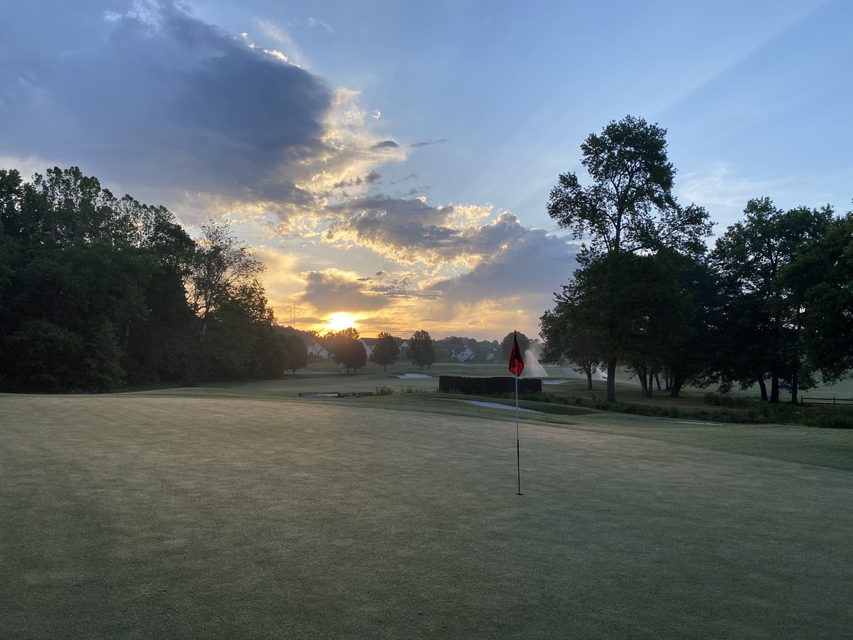 StonehengeGCM's tweet photo. Can’t beat a good sunrise and some supplemental irrigation. https://t.co/HG091OlUGx