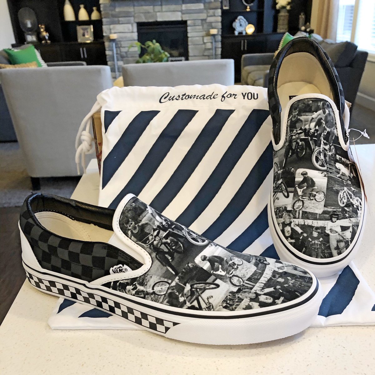 Puffchaddy1's tweet photo. I’m loving my new BMX customs! What an awesome way to remember my youth in the 80’s! 😎🏁 @VANS_66 @vansbmx66 #vanscustoms #vansfamily #vanswafflehead #puffraddy https://t.co/92cXoW3os6