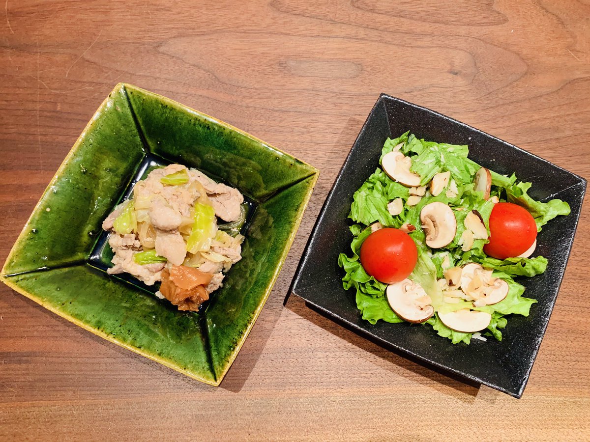 今週、毎日4名様にプレゼント中の角皿。日々のおうちご飯が素敵になり