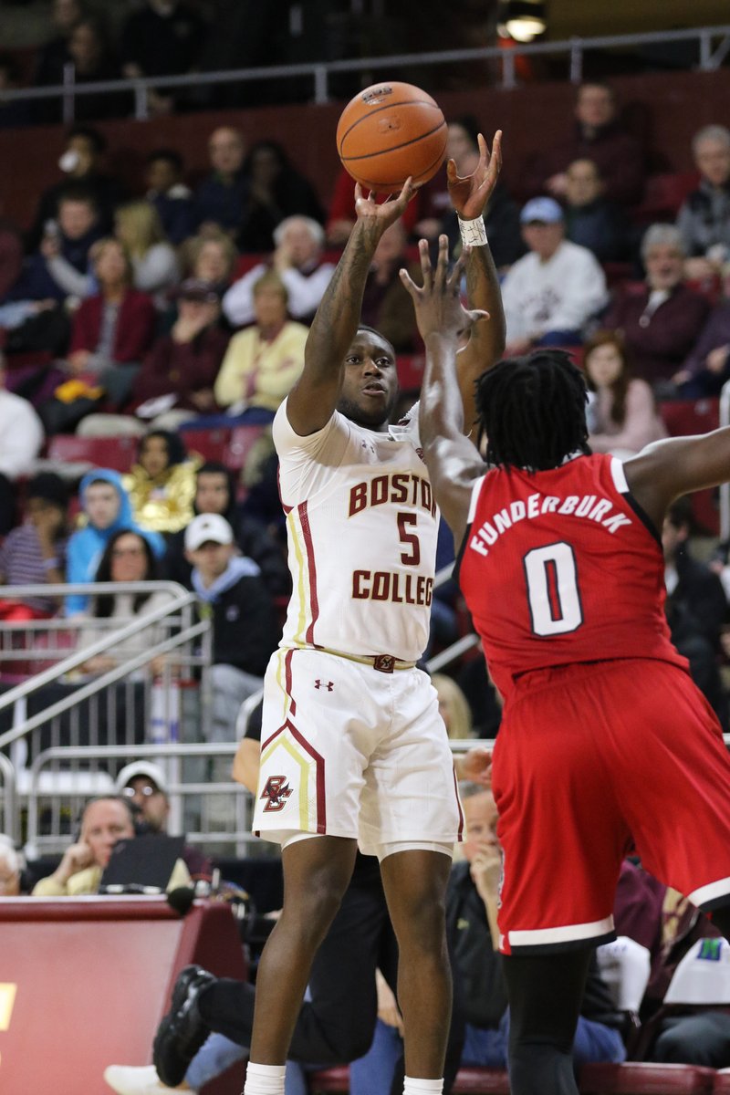 BCMBB's tweet photo. Jay Heath proved to be one of the best and most consistent freshmen in the ACC a season ago.

He scored in double figures 26 times - second-most among all ACC newcomers - and was one of three freshmen in the top 20 of the @accmbb in scoring (1/)

#FYCLW // #WeAreBC https://t.co/un4o2QejMZ