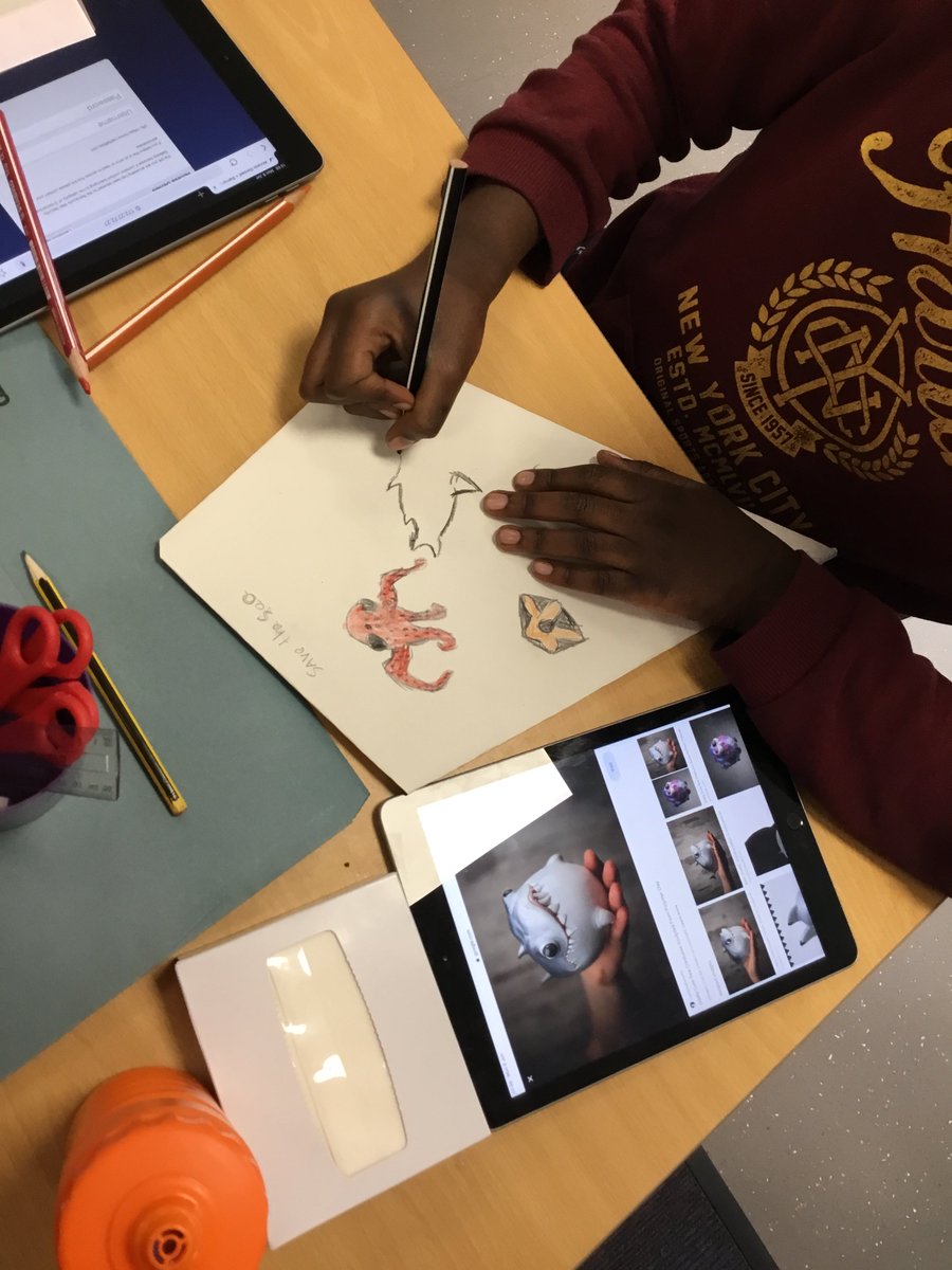 MissJamal13's tweet photo. Happy World Ocean's Day from the key worker group! We read 'Someone Swallowed Stanley' by @sarahVroberts and created some kite shaped posters around saving our oceans by limiting plastic pollution! 🌊🐳https://t.co/n4Mi2EIbH7 https://t.co/5pF0GFfIfP