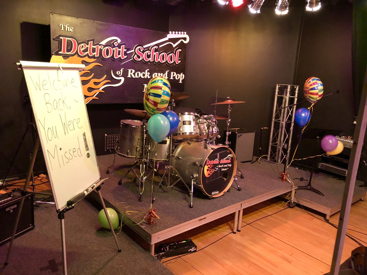 DSRPRoyalOak's tweet photo. Folks we are OPEN for business! It felt great to flip that sign on the front door today! So excited to make music with people. ￼￼￼ https://t.co/FnFXBNo2oB