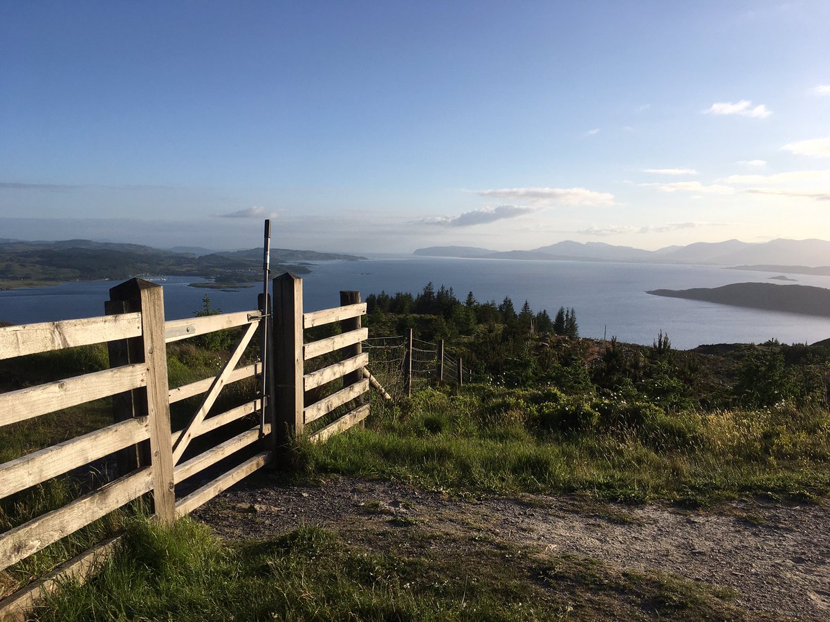 Thanks <a href="/andrewswalks/">Andrew Locking</a> Seeing your Gates with Views made me get out the house and off for a walk. Just got home and am feeling human again