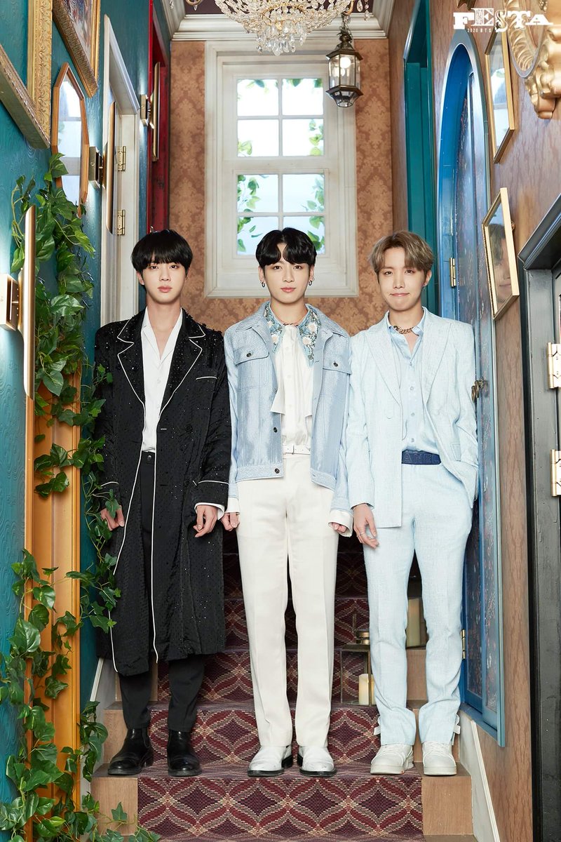 gunijimini's tweet image. [2020 BTS FESTA]
BTS 7TH ANNIVERSARY FAMILY PORTRAIT (1)
#2020BTSFESTA 
#방탄소년단 #BTS @BTS_twt