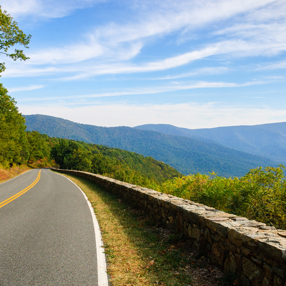Enjoy the great outdoors with our Skyline Drive Touring Package - a noteworthy stop along the Skyline Drive is Shenandoah National Park! #shenandoahvalley #blueridge #getoutdoors #skylinedrive #visitva #harrisonburgva #virginiaisforlovers #parkway #joyride