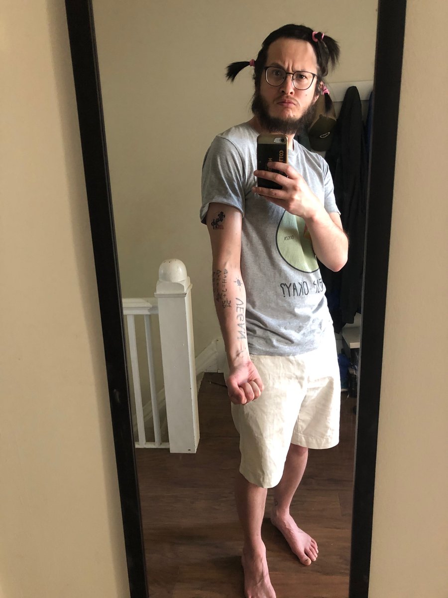 PaulAihoshi's tweet photo. I’m now that guy who’s too cool for shoes and bathes only when it rains. #Vegan #washablemarkers #IAmShoweringASAP #HempSandals https://t.co/12i38bYnkB