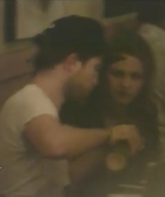  #Robsten  #Pahira  #ParasChabbra  #ParasChhabra  #TheRaddking HHandfed