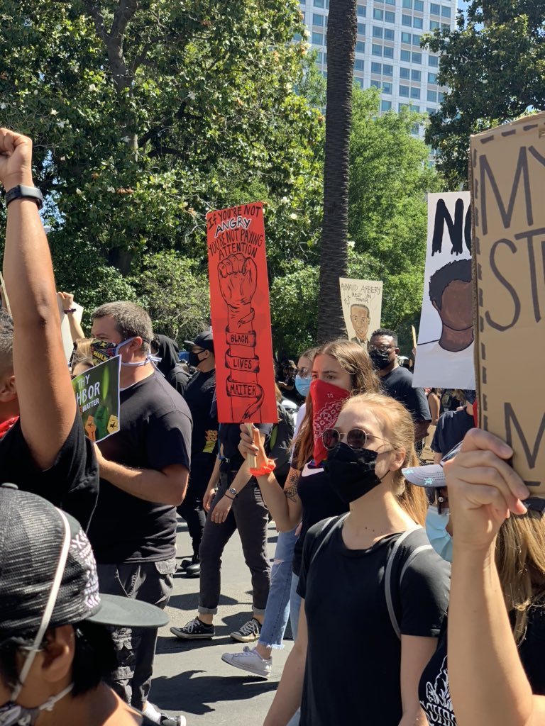 ucdaviswbb's tweet photo. #blacklivesmatter protest at the State Capitol.  Peaceful, powerful, and inspiring to see so many people standing together to fight for racial justice. #NoJusticeNoPeace #SayHerName #SayHisName #Peacefulprotest https://t.co/v3jj21IHwL