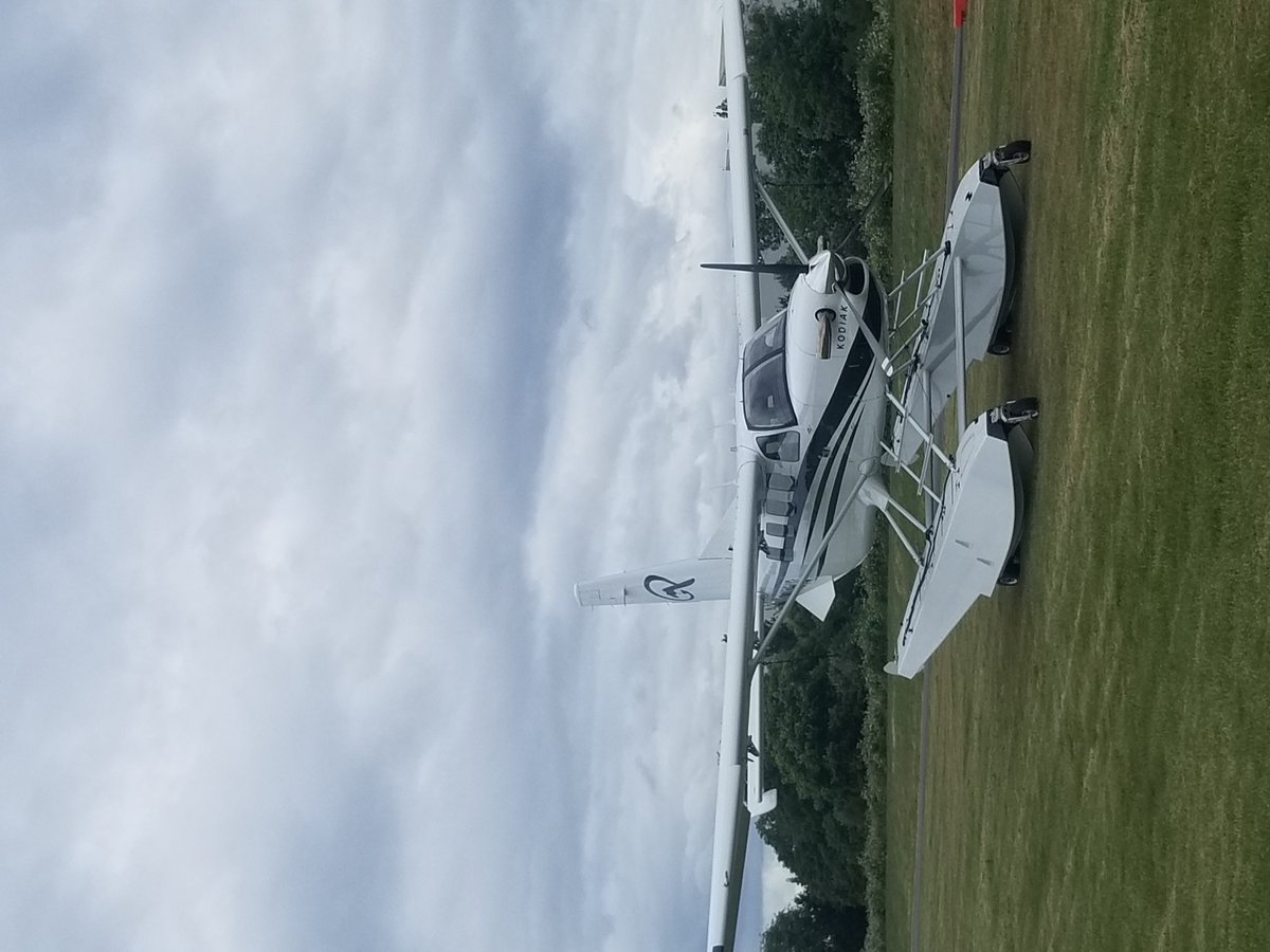 At 11:24 AM Renton RFA, with assistance from Skyway, KC Medic 5 and Boeing Fire, responded to a alert 3 airplane with landing gear issues. The plane landed without incident or injury. The FAA is now investigating.