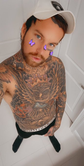 Thank you all for following!!!! This is my NSFW twitter that I made for all my horny friends/fans out