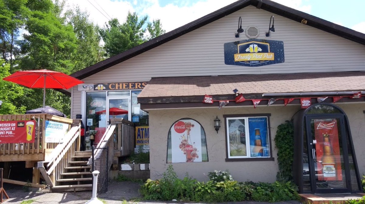 EXCITING NEWS! Staring Friday, June 12, as per #Ontario 2nd phase of reopening, Frosty Pint Pub’s Patio(s) will be open for full dine-in table service 12-8pm. We will have expanded patio seating and a few other surprises. Stay tuned for more details. #gravenhurst #muskoka #patio
