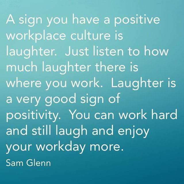 CarolWiddowsRD's tweet photo. Don't underestimate the power of spontaneous laughter
Laughter; a great stress reliever inturn helps your immune system&amp;  may reduce episodes of burnout and can promote creativity &amp; bonding
When did you last laugh at work? Mine was today
#proudtobeESHT #laughter #smile #teamwork https://t.co/UYYuB2n1N4