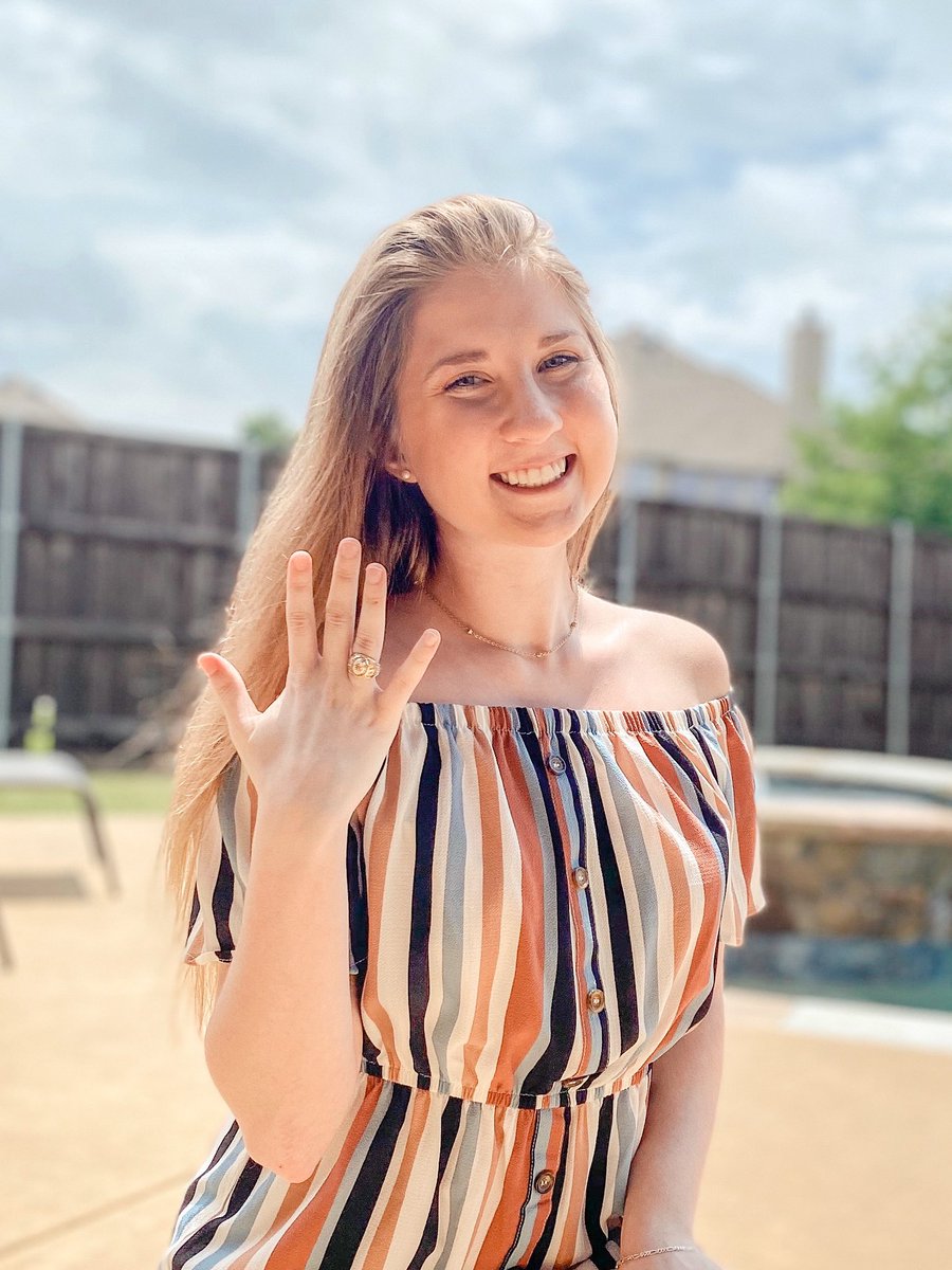 Tower_SHSU's tweet photo. Team Tower Orientation Leaders-
Name: Morgan Knesek
Major: Accounting
Minor: Spanish
Hometown: Frisco, Texas
Class Of: 2021

So excited to meet yall!! 🧡
#BearkatOrientation #shsu24 https://t.co/0jOuL8DIfS