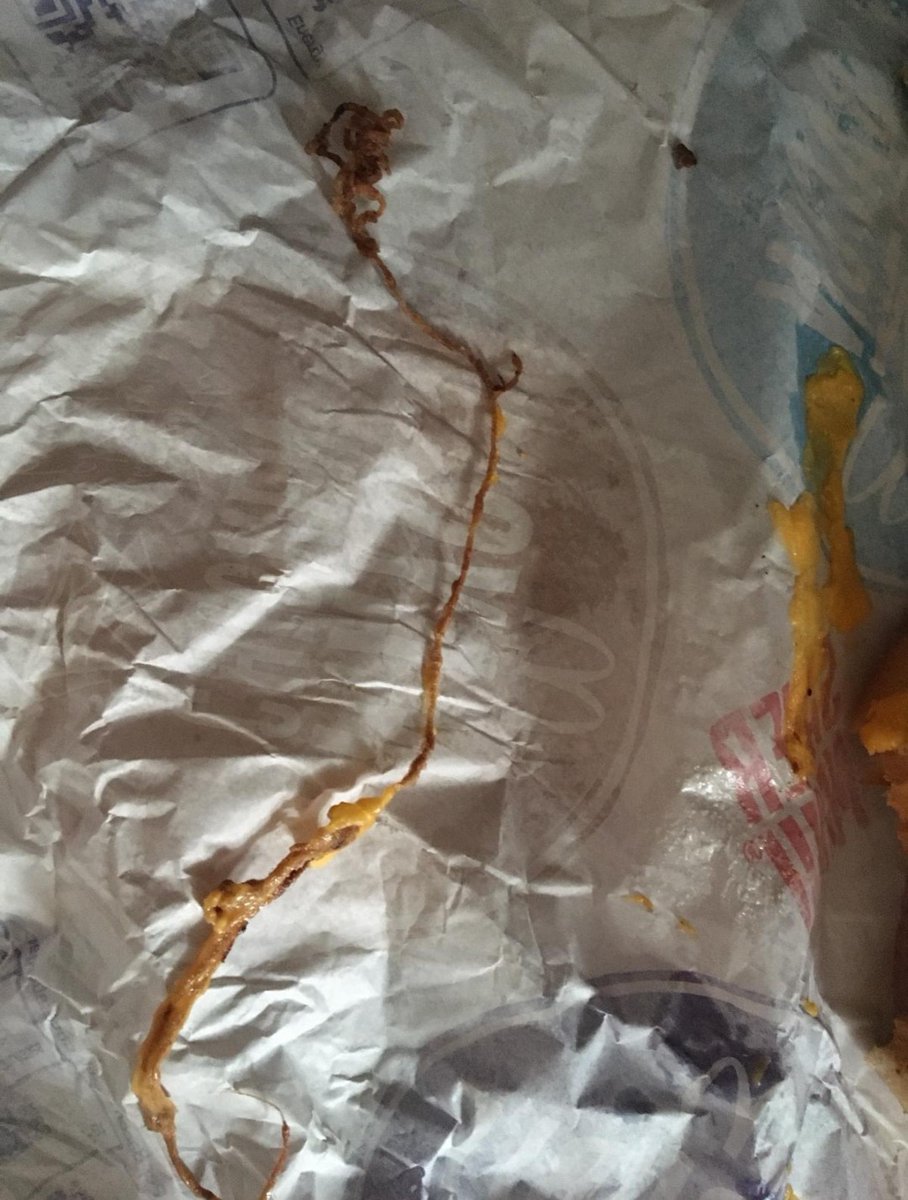 SamuelBrien's tweet image. Just been down to @McDonalds east dereham and look what I find in my burger 🤮🤮🤮🤮🤮🤮🤮 god knows what is!! #mcdonalds #lockdown #Covid19UK #burger #coronavirus