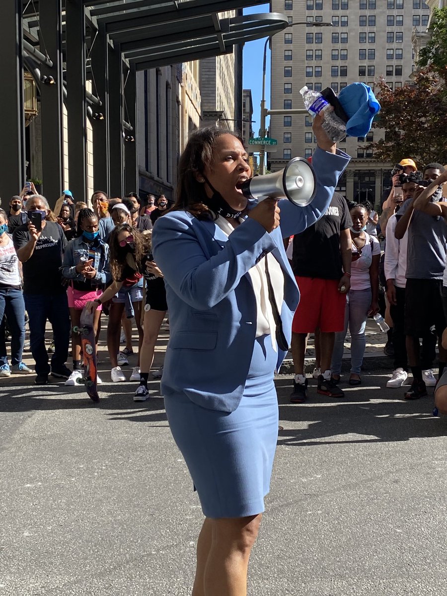 PhillyDefenders's tweet image. .⁦@keirbgrey⁩: our justice system takes more from young black men and women than it can ever get back—it doesn’t have to be this way #blm #phillyprotests #CriminalJusticeReform