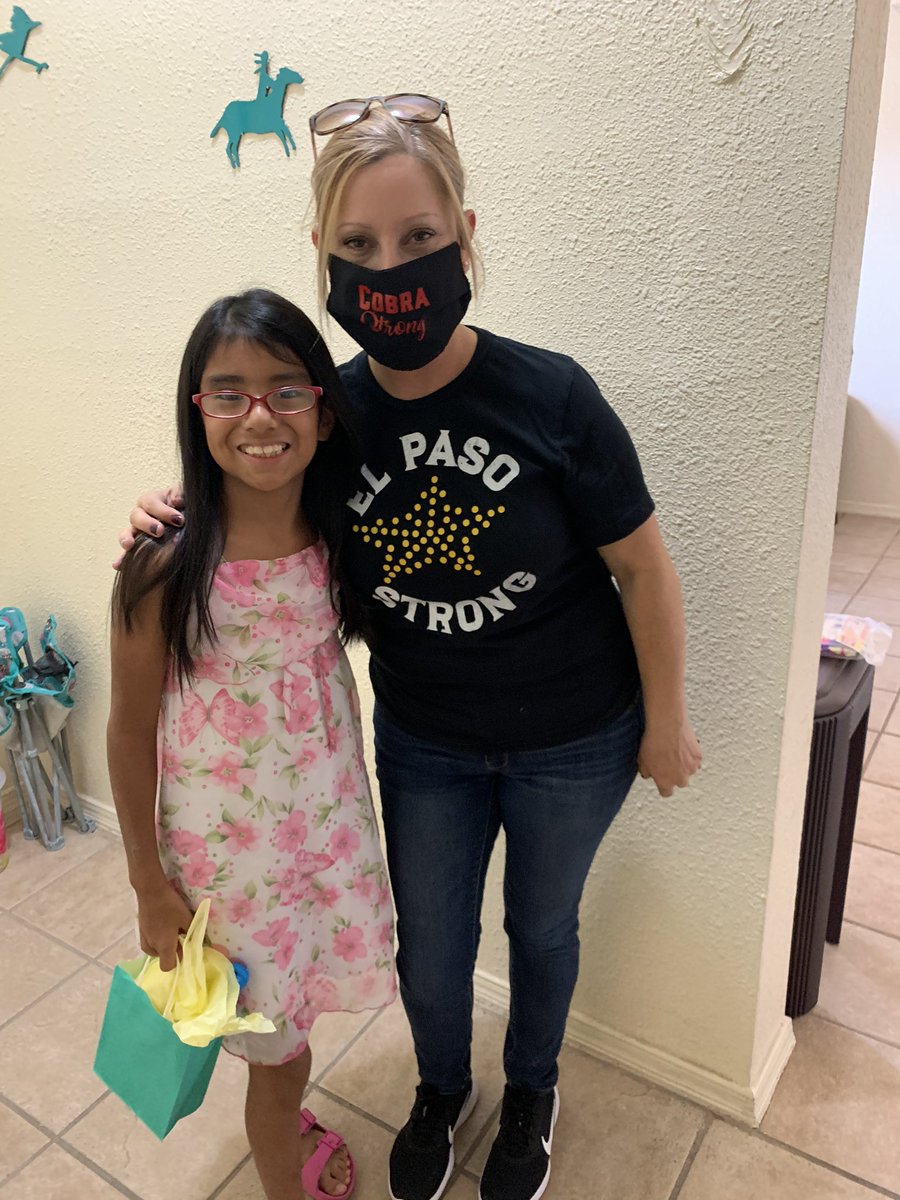 Jacquel25070267's tweet photo. Delivering a little gift to my last group of students at Campestre! Also a little selfie in the classroom I spent many many years learning and teaching! Bittersweet for me, change is good and I will always cherish my Campestre family! https://t.co/OrMc3k2Jyl