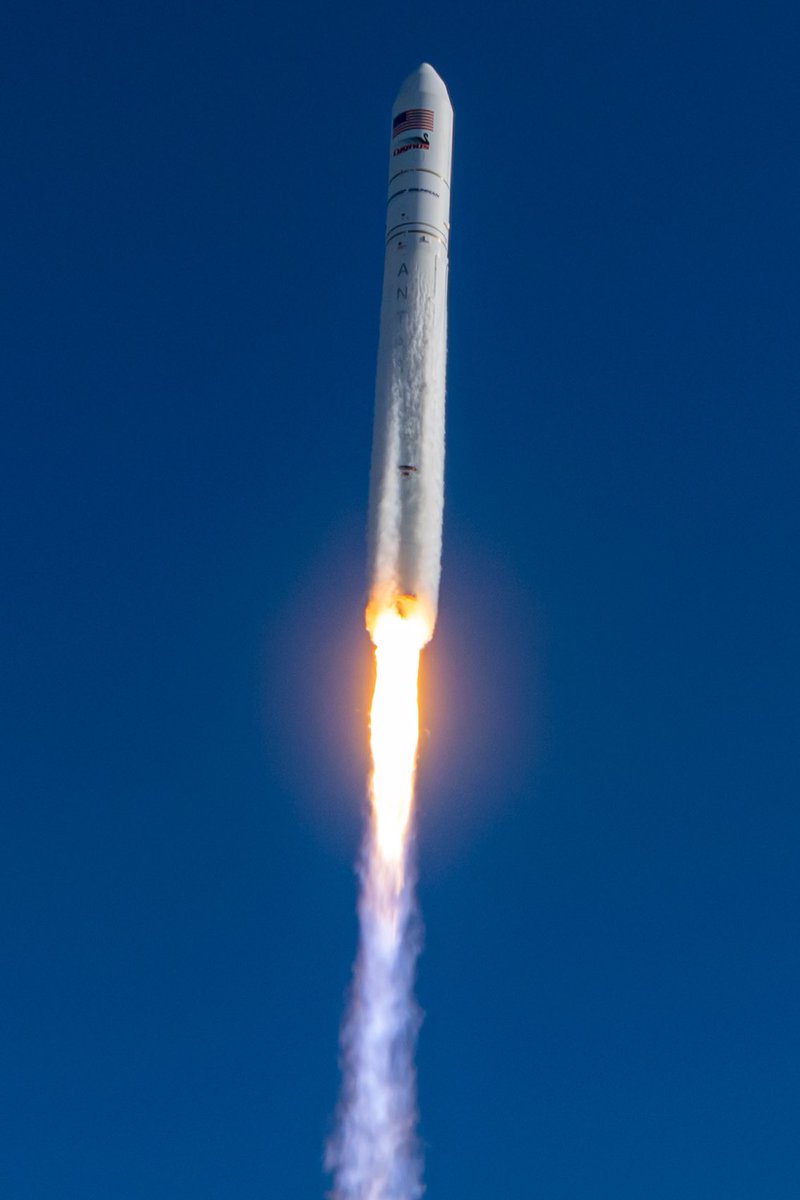 kyle_LTS's tweet photo. Nov 2, 2019: Antares lifts off with the Cygnus S.S. Alan Bean in the NG-12 mission to the ISS!
#Cygnus #Antares #northropgrumman #wallopsflightfacility #Virginiaspace https://t.co/uSGW2fUAXW