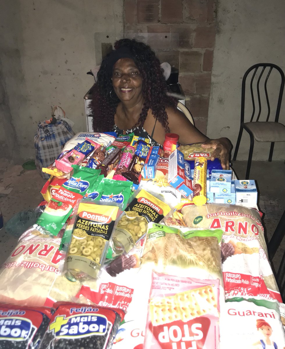 DaMarques09's tweet photo. Ralo assim / Para poder ajudar ela a manter a casa assim 😭❤️

Eu vou voar bem alto ainda junto com a senhora ✈️ https://t.co/0Plnp5HG2Q