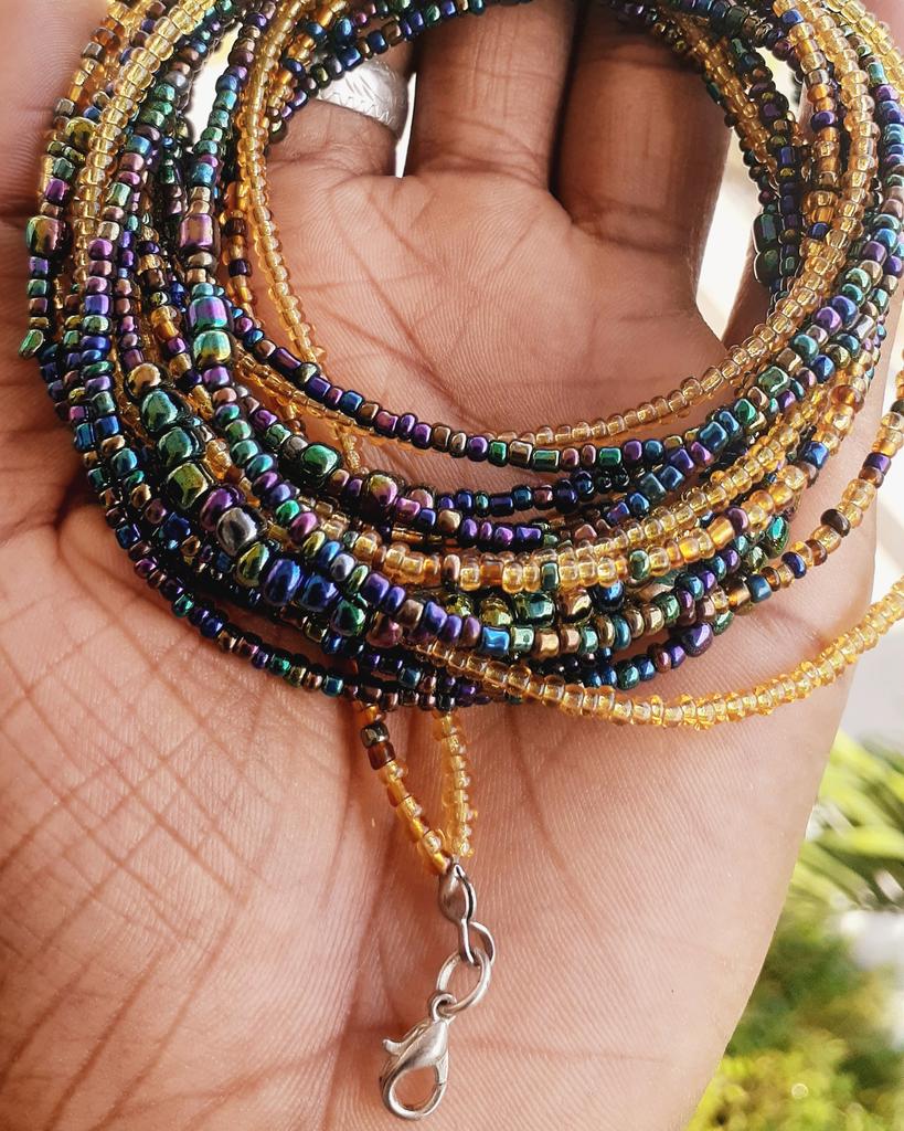 DeyesKreyasyon's tweet photo. Pou ou Deyès! 👑
.
.
.
#Deyès #Baya #WaistBeads #DeyèKreyasyon #YouAreMagic #Soul #SoulBeads #Roots #BlackGirlMagic #FemininePower #BellyBeads #BodyAwarness #BlackWomen #Feminity #Power #BackToTheRoots #Divinity #Nègès #KnowYourMagic https://t.co/Fqk8qVSMPX