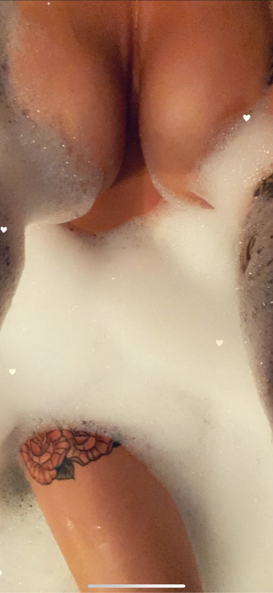 VirginiaSnow19's tweet photo. Bubbles! https://t.co/TdzdsBOurT